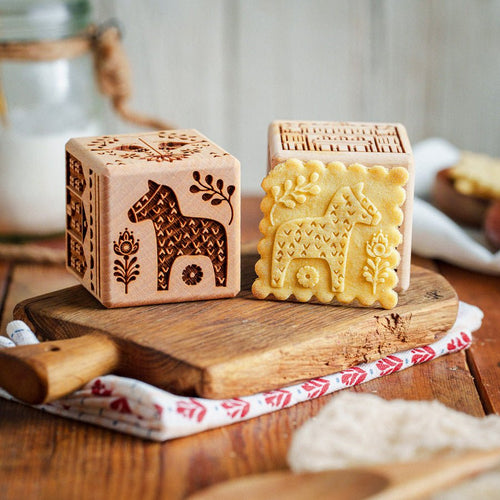 Scandinavian 6-in-1 Cookie Stamp Cube